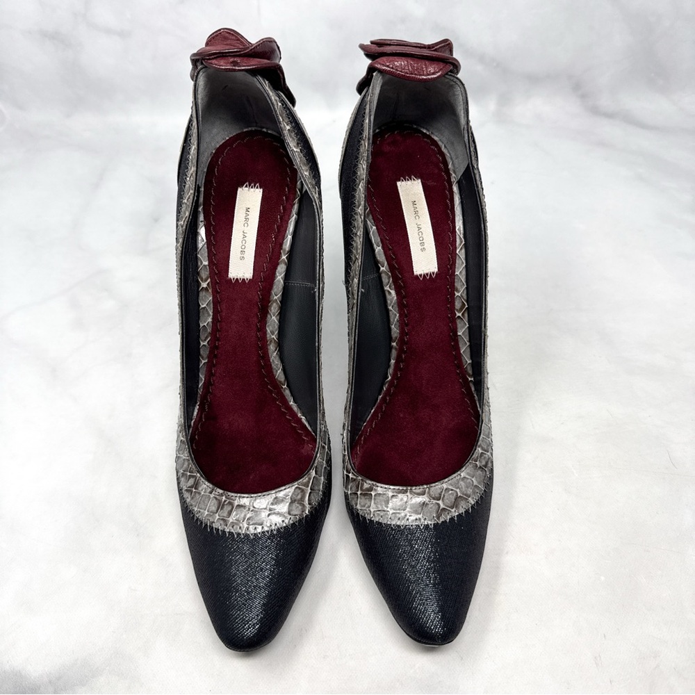 Marc Jacobs Vintage Y2K Leather Rose Rosette Flower Pump Heels Black Gothic 39.5 - Picture 4 of 16